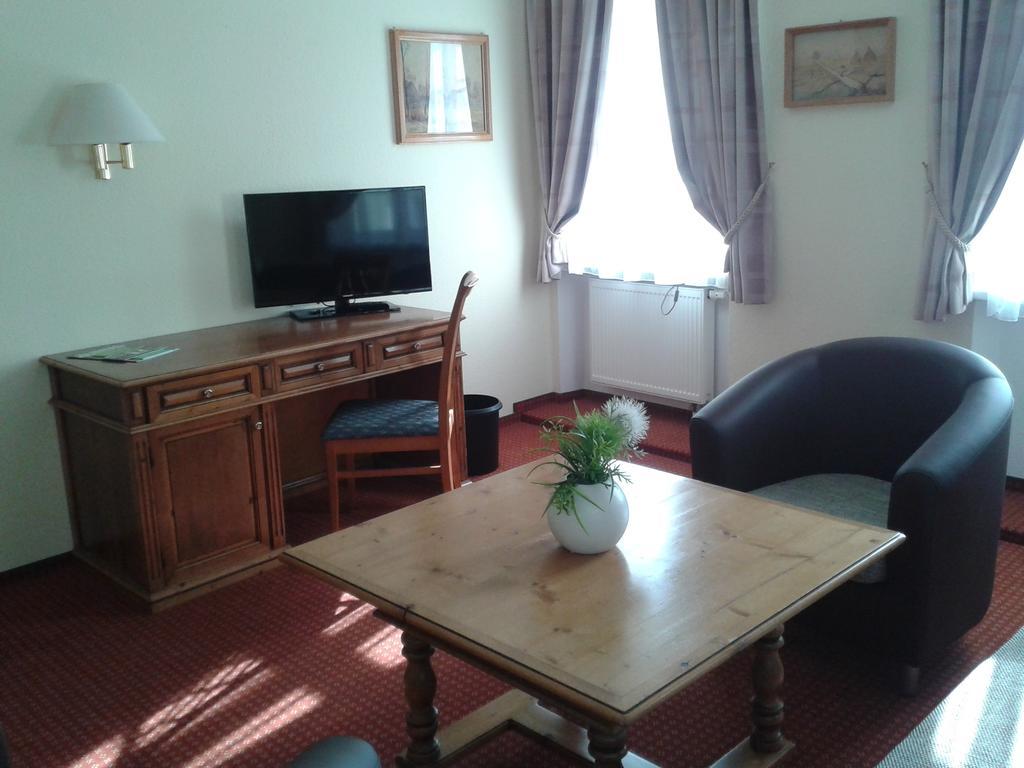 Garni-Hotel Zum Alten Ratskeller Vetschau Rum bild