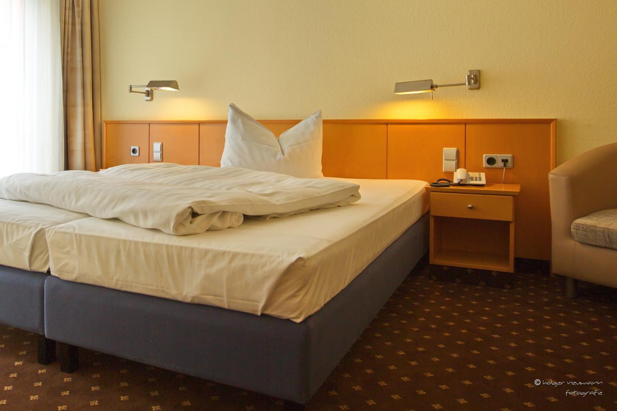 Garni-Hotel Zum Alten Ratskeller Vetschau Rum bild