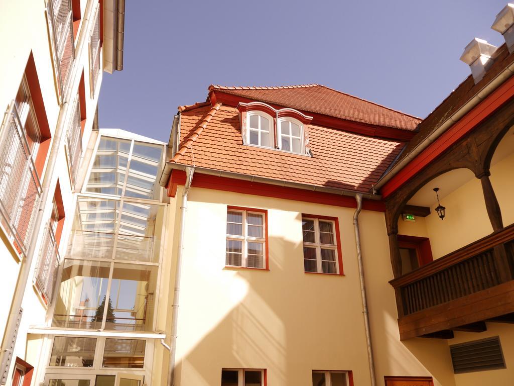 Garni-Hotel Zum Alten Ratskeller Vetschau Exteriör bild